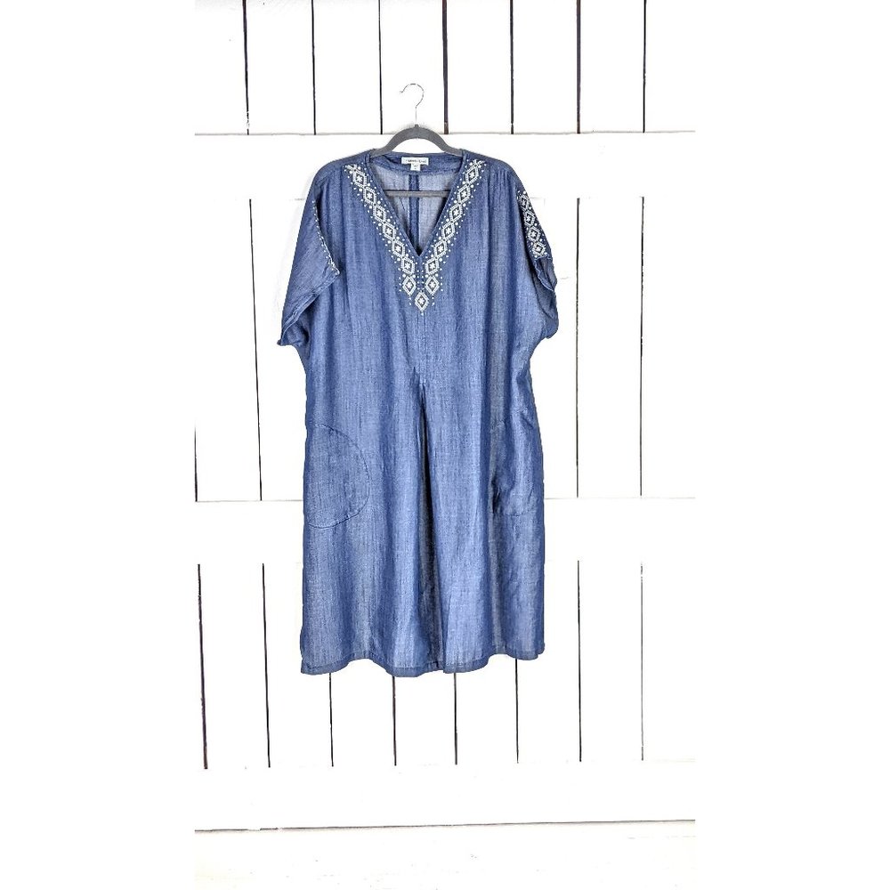 Cold Water Creek blue denim embroidered tribal boho tunic short sleeve dress